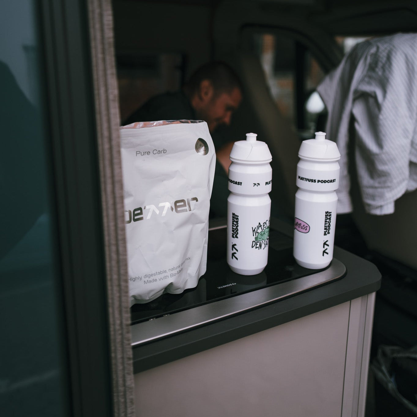 2 PLATTFUSS FLASCHEN + BETTER CARBS 1KG + HYDRATION