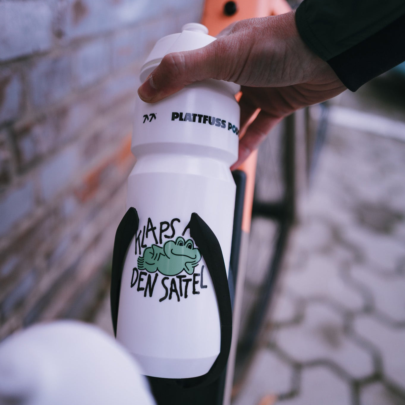 Flatfoot water bottle