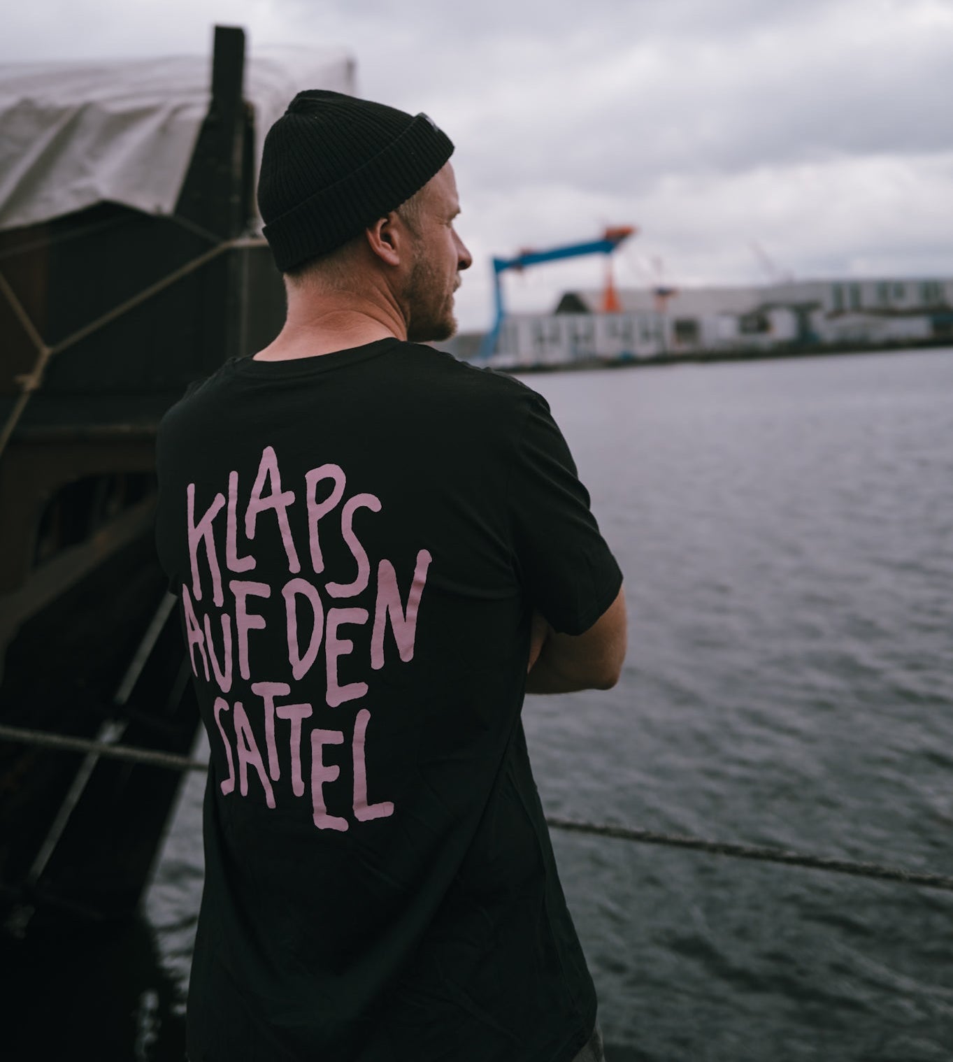 Klaps auf den Sattel Shirt - schwarz rosa